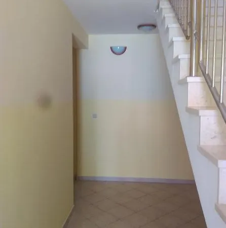 Apartament Toni Neum