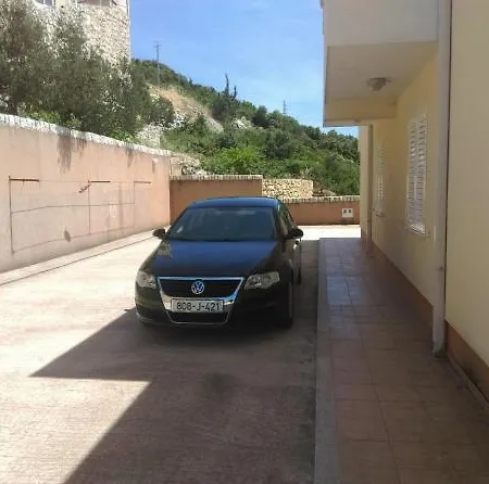 Apartament Toni *