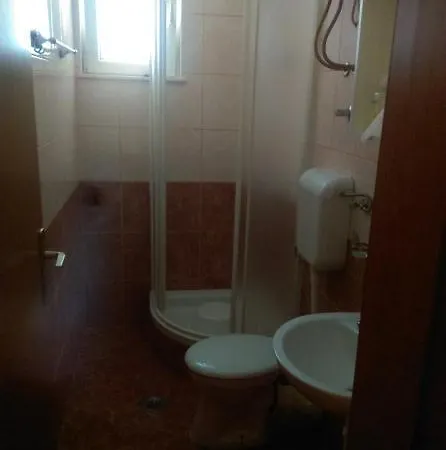 Apartament Toni Neum